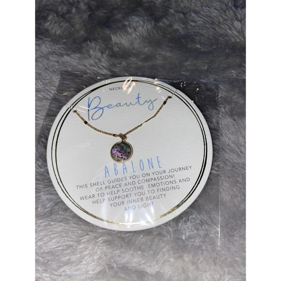 Gorgeous Abalone Necklace By BEAUTY. - Picture 5 of 5